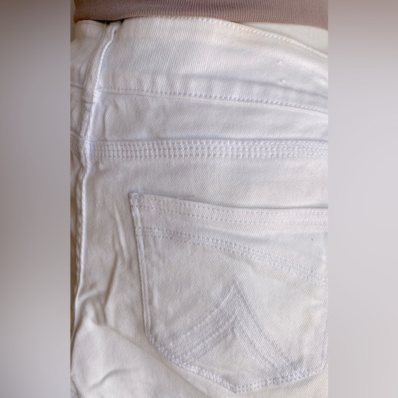 dELiA*s White Jean Shorts - Picture 4 of 6